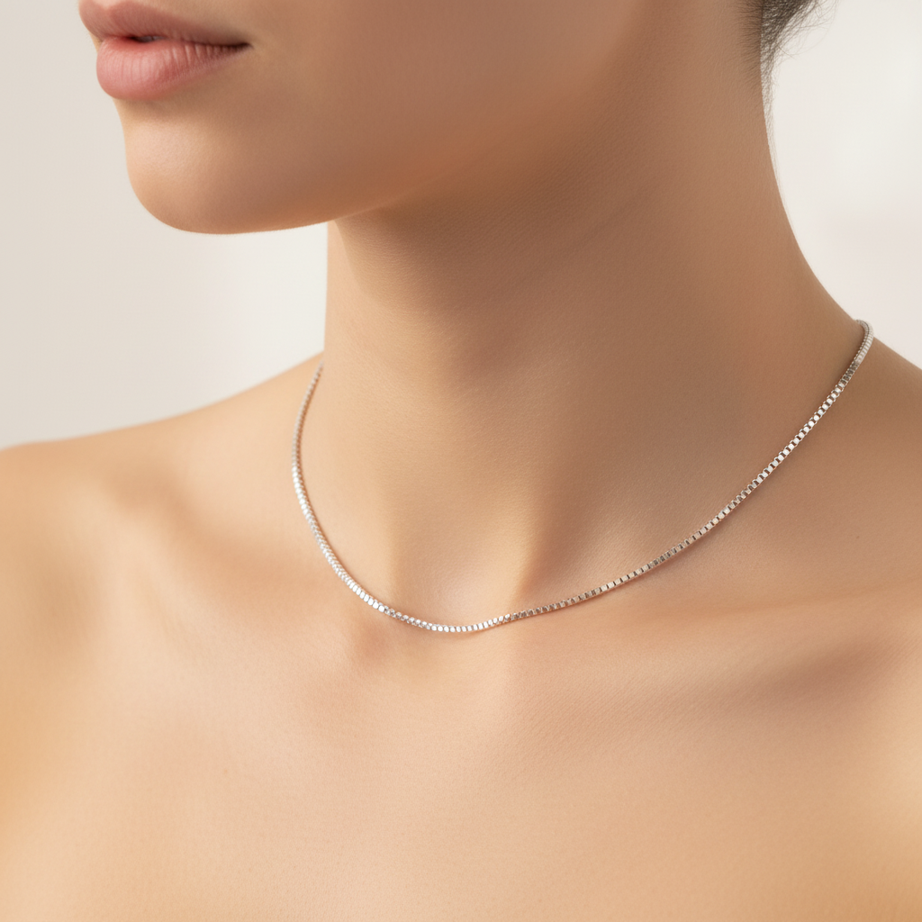 Lifestyle - Box Chain Necklace