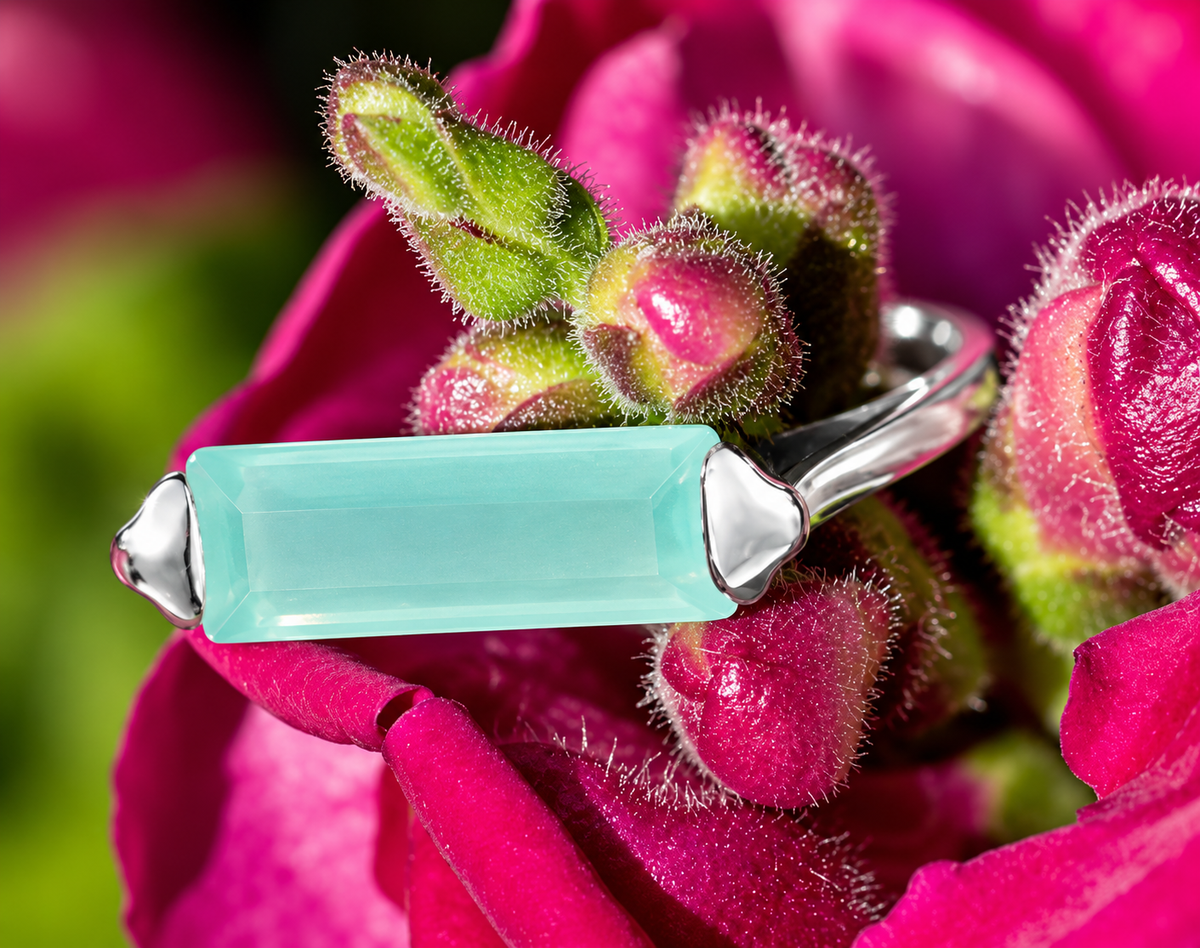 Rhodium Plated Green Chalcedony Bar Ring 925 Silver 5x14mm 1.5mm