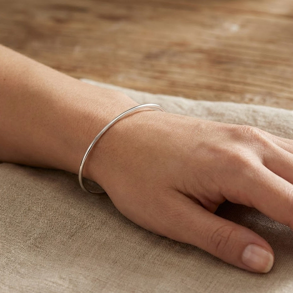 Smooth Solid Wire Bangle 925 Sterling Silver Minimalist Stackable 1.3mm 64mm